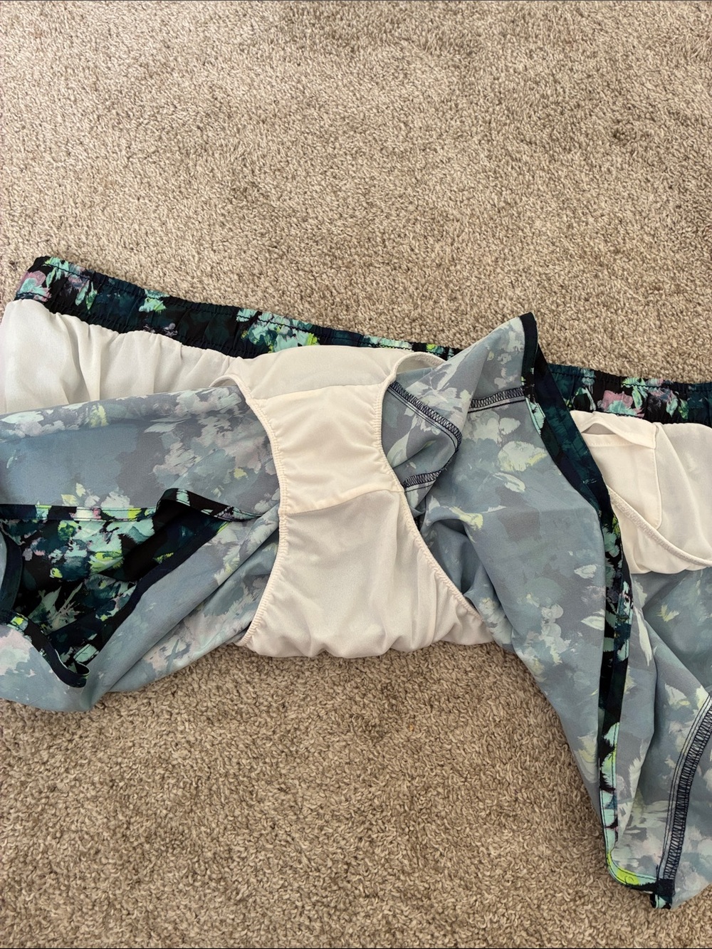 Old Navy Navy Floral Athletic Shorts with Lime Drawstring - Picture 5 of 7
